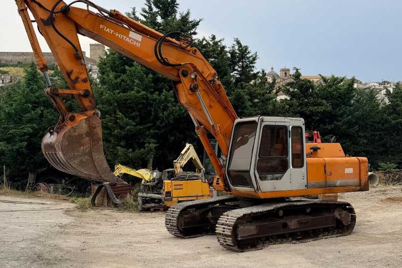 OmecoHub - Immagine FIAT HITACHI FH200E-3
